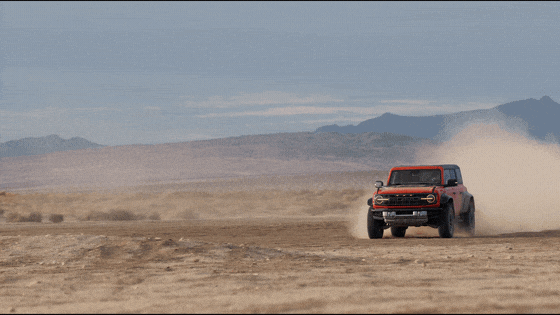 022 Ford Bronco Raptor GIF 16x9 03